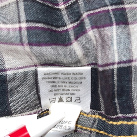 NWT Ultimate Fighting Championship Mens Double Deuce Shirt Size Medium - Picture 10 of 11